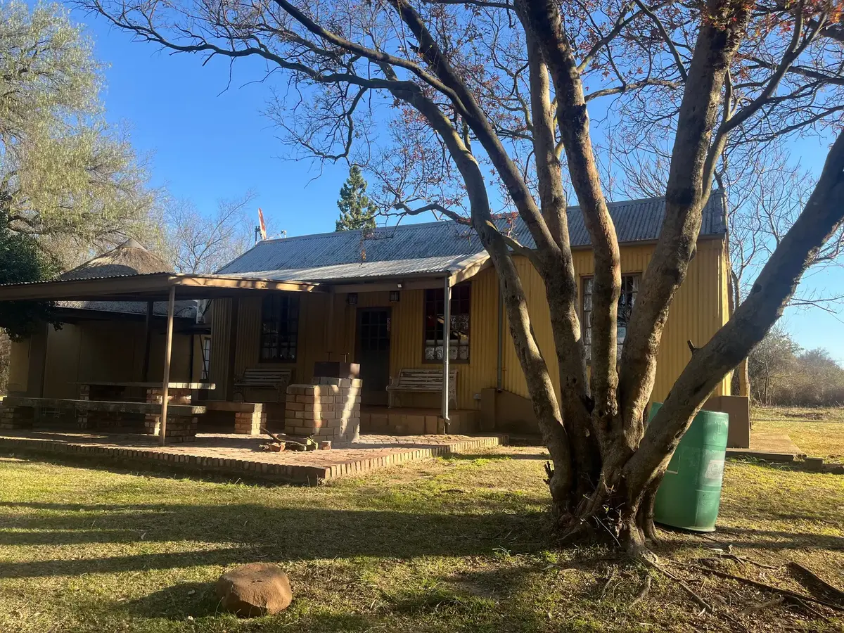Jan Frederik chalet exterior at Raaswater River Lodge
